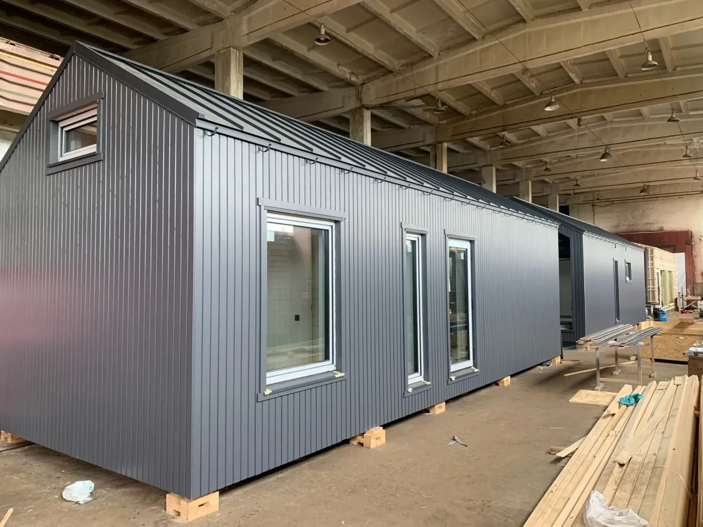 Een afgewerkte module, klaar voor transport