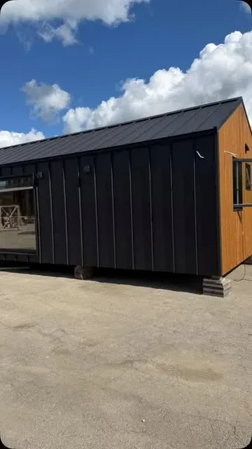 Bouw Art - Instagram, 2026-08-20
